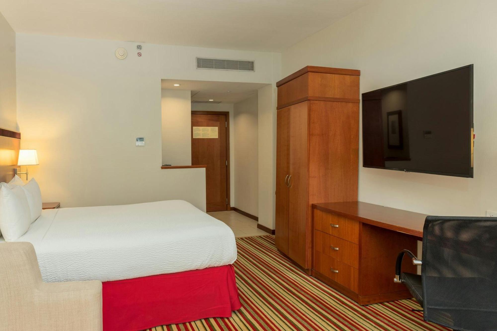 Courtyard By Marriott Multiplaza Mall Hotel Cidade do Panamá