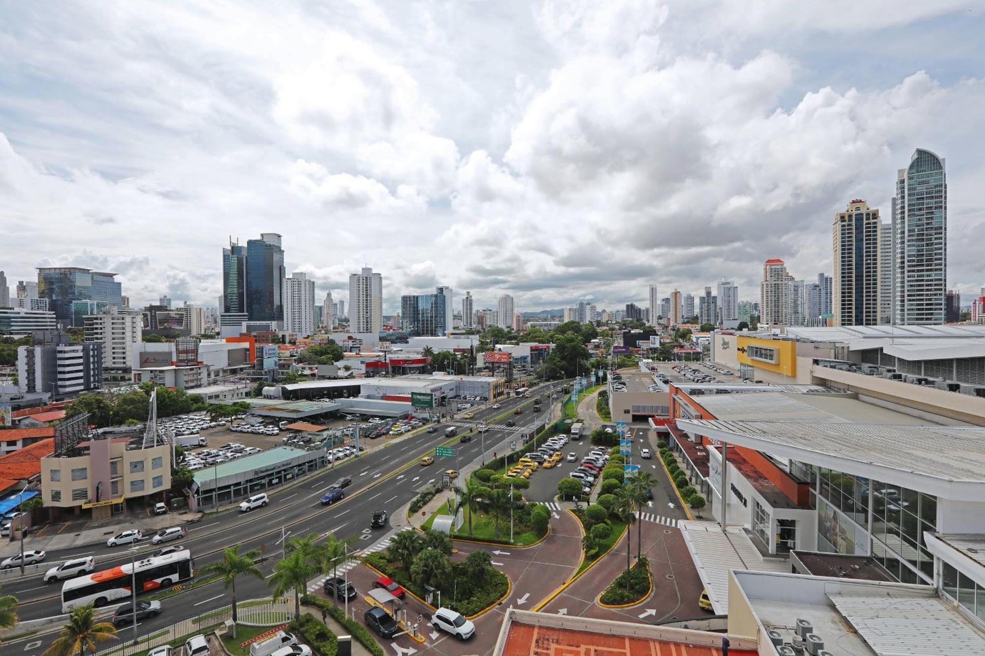 Courtyard By Marriott Multiplaza Mall Hotel 4*