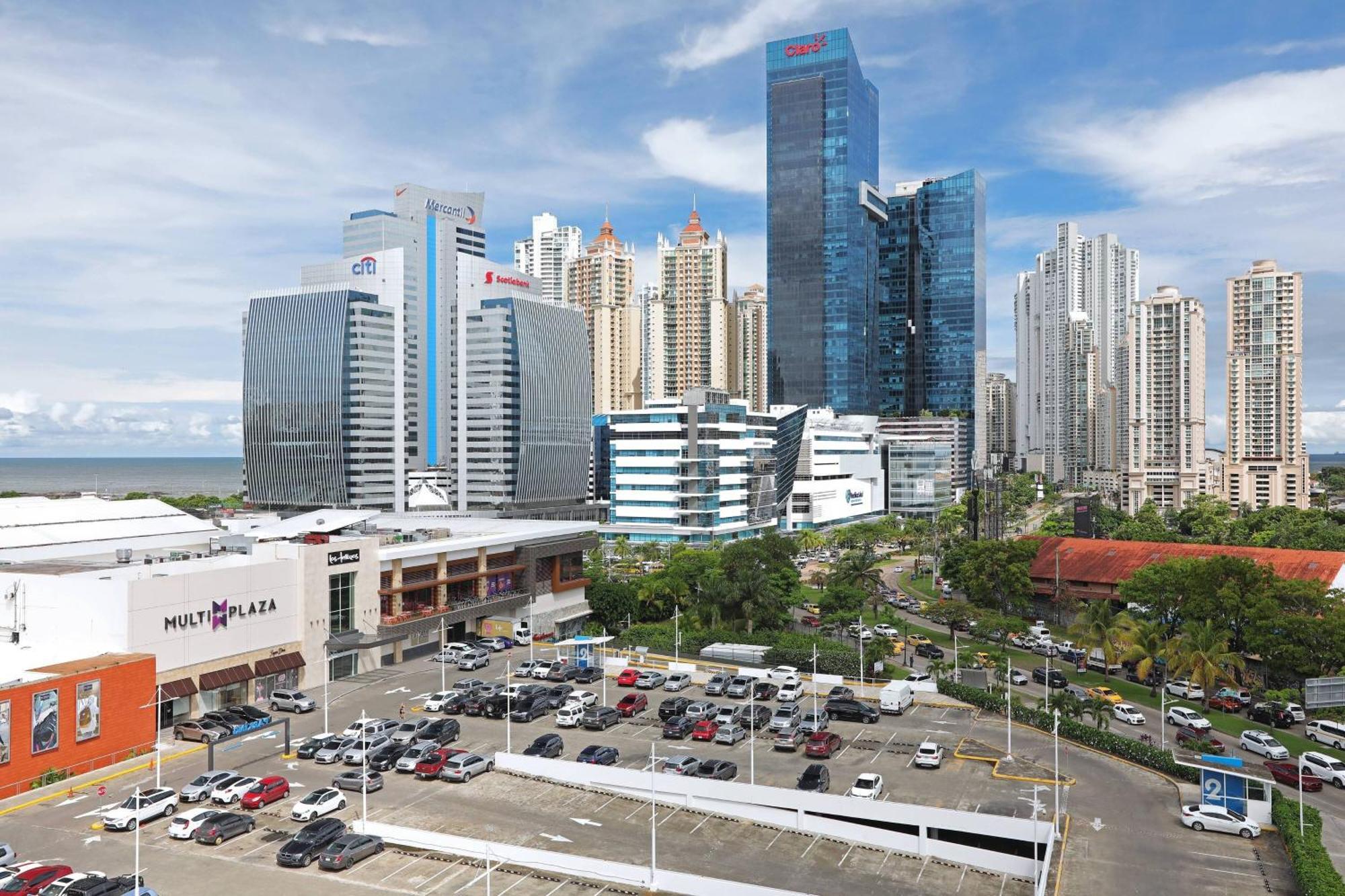 Courtyard By Marriott Multiplaza Mall Hotel