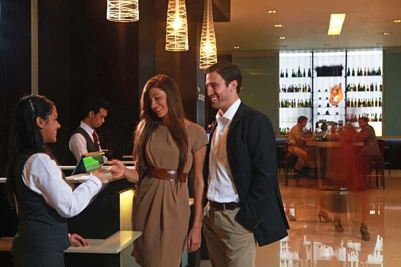 Courtyard By Marriott Multiplaza Mall 4*