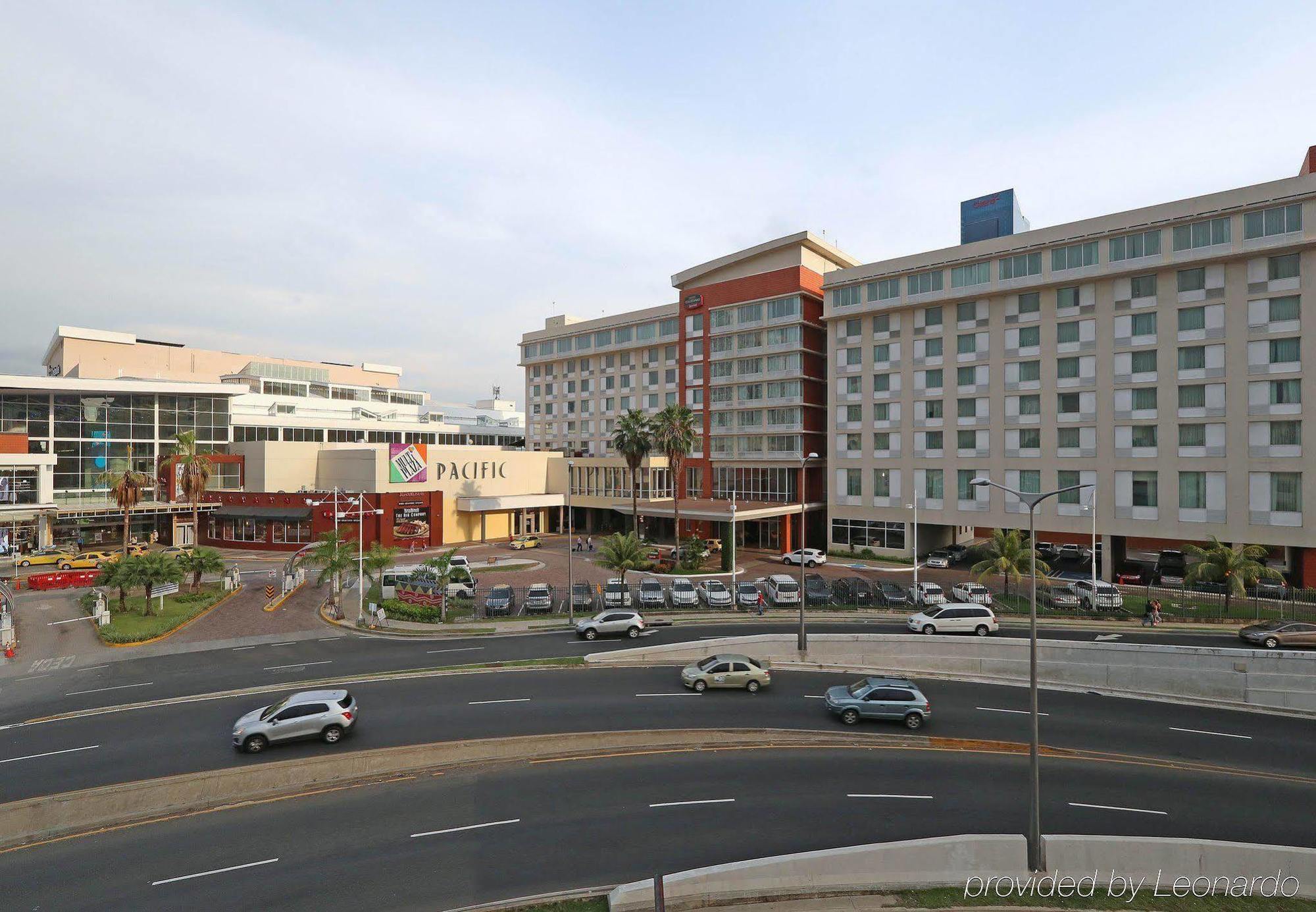 Courtyard By Marriott Multiplaza Mall