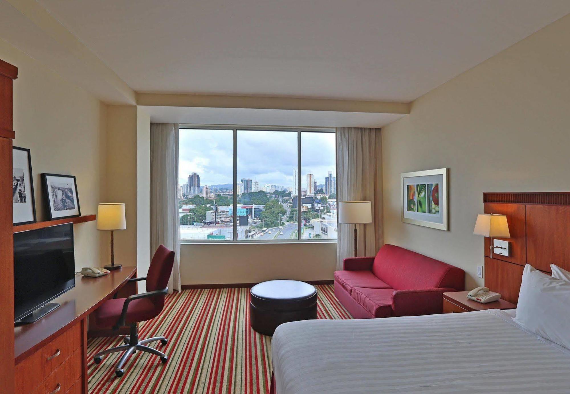 Hotel Courtyard By Marriott Multiplaza Mall Cidade do Panamá